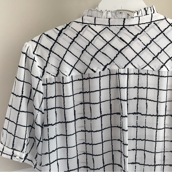 Karl Lagerfeld Paris size L plaid blouse - Picture 14 of 16